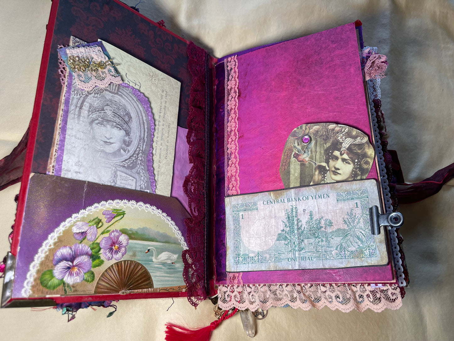 Romani Themed Junk Journal (192 Pages)