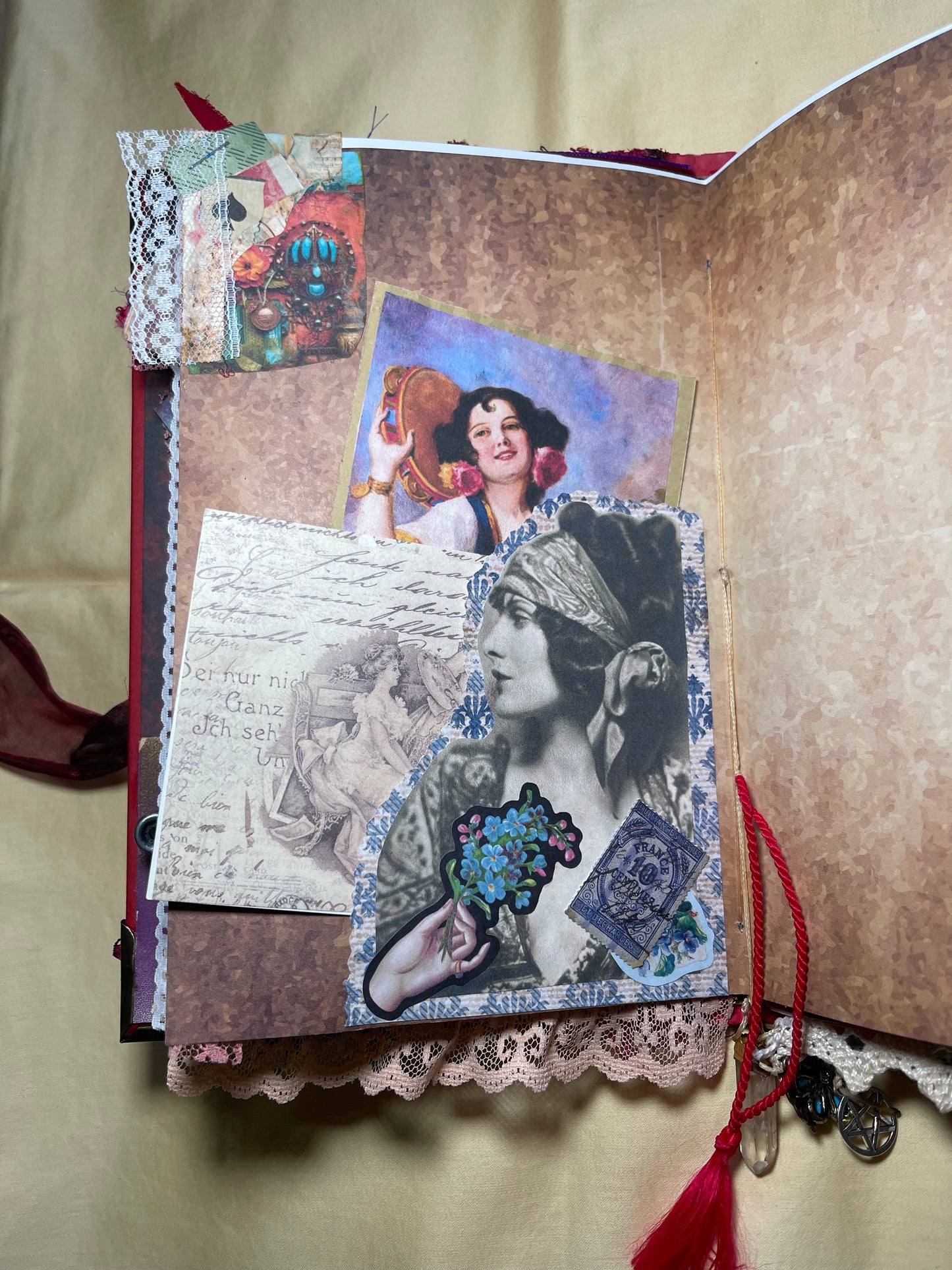 Romani Themed Junk Journal (192 Pages)