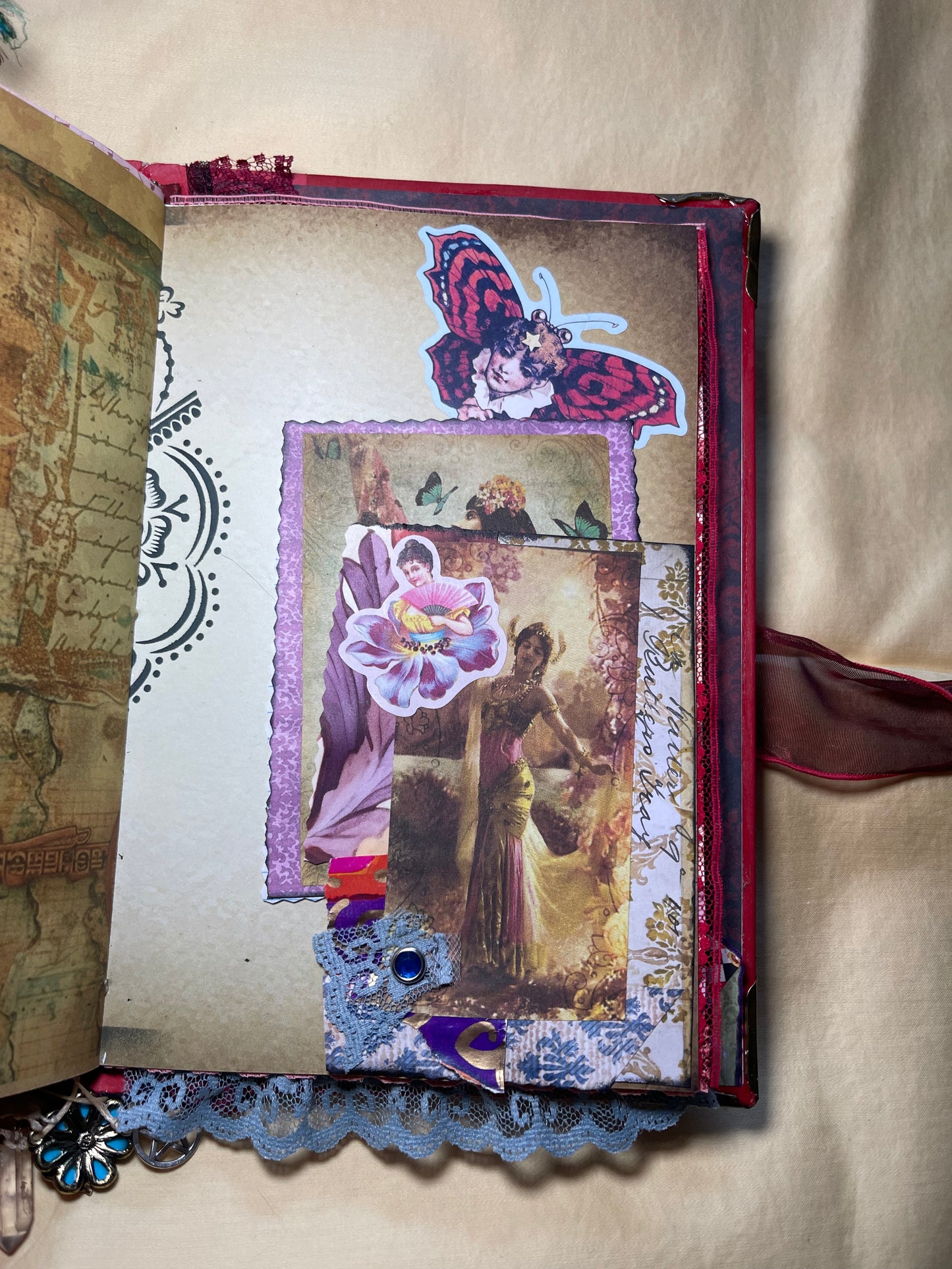 Romani Themed Junk Journal (192 Pages)