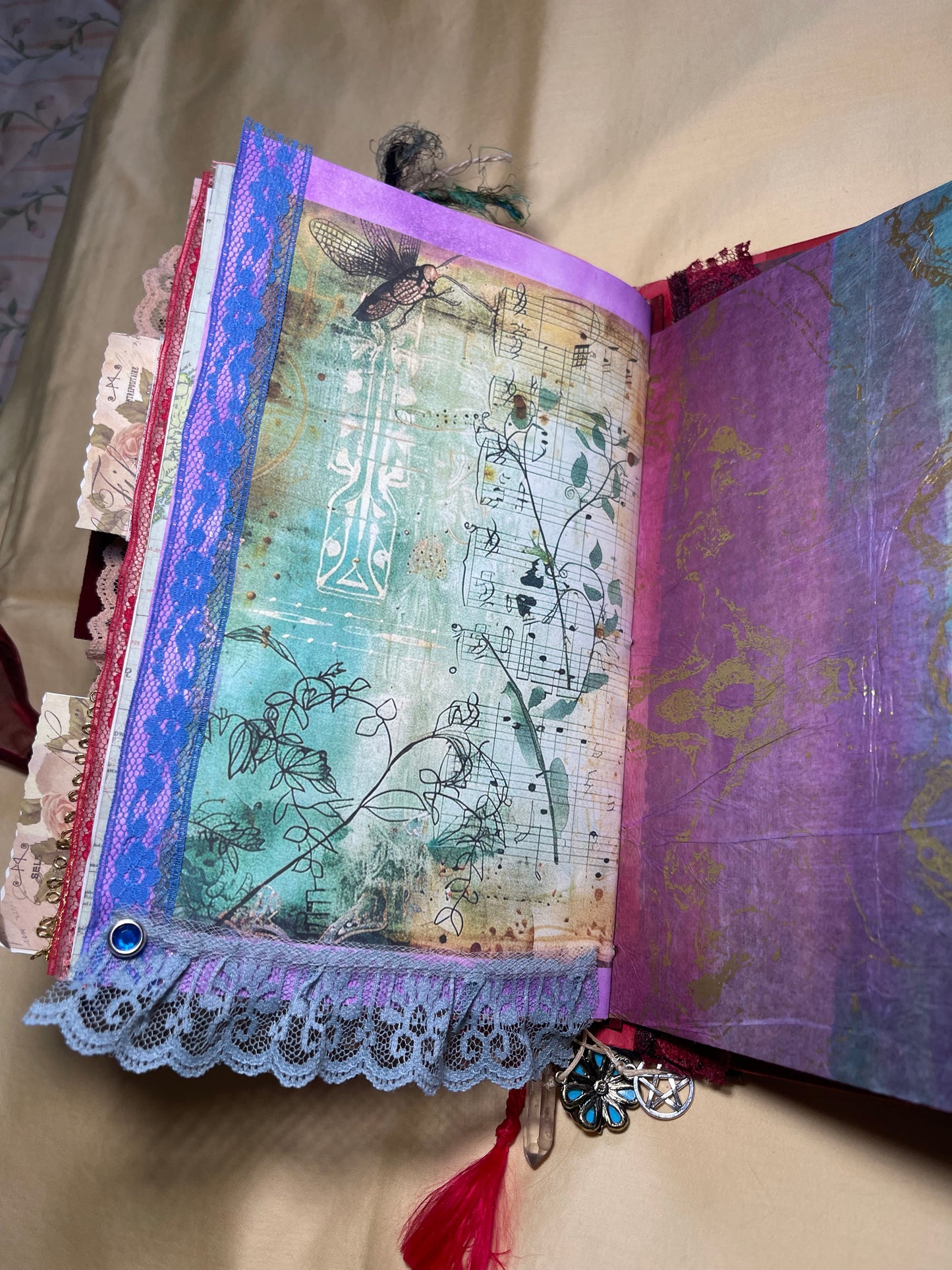Romani Themed Junk Journal (192 Pages)