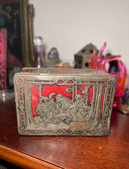 Vintage Riley's Falconer's Hunt Toffee 1950's Tin From Halifax England