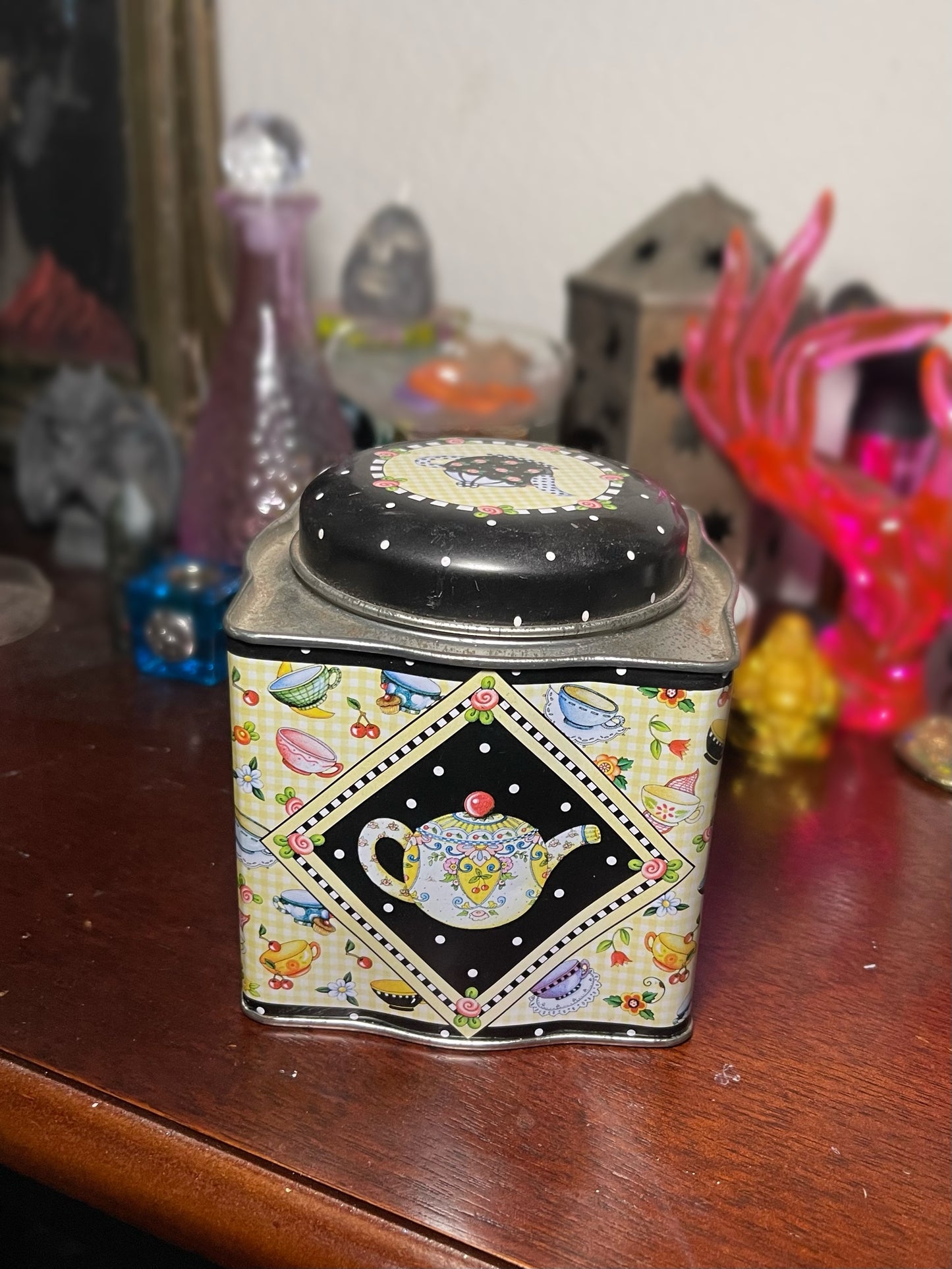 Vintage Mary Engelbreit Tea Tin Canister