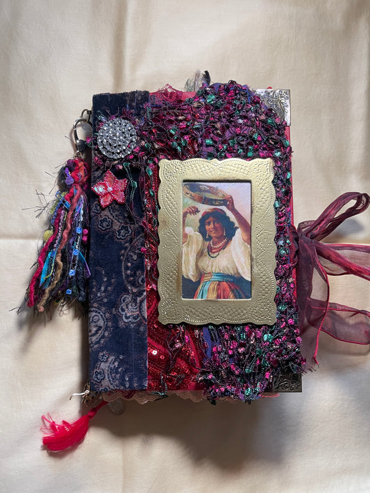 Romani Themed Junk Journal (192 Pages)