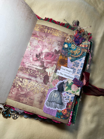 Romani Themed Junk Journal (192 Pages)