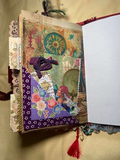 Romani Themed Junk Journal (192 Pages)